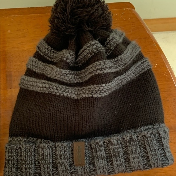 Adidas climawarm fleece lined pom pom hat ski snowboarding - Picture 1 of 7